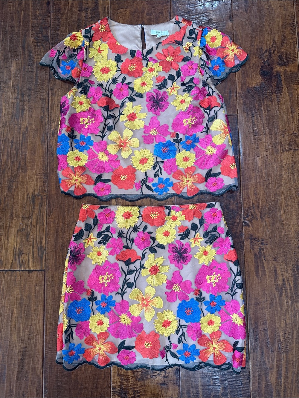 🌸 Milly Floral Embroidered Two-Piece Top & Skirt Set 🌸